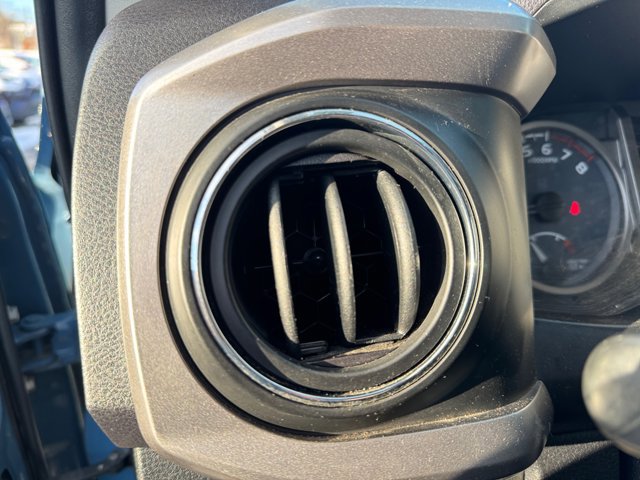 Used 2019 Toyota Tacoma SR5 image 20