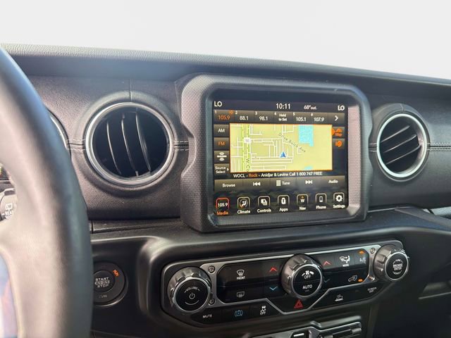 Used 2023 Jeep Wrangler Unlimited Sahara AWD/4WD image 23