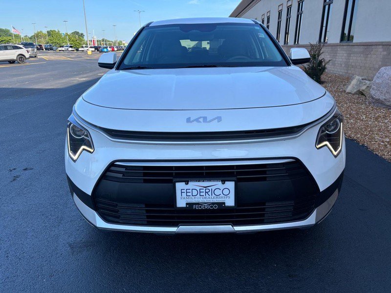 Used 2025 Kia Niro LX FWD image 9
