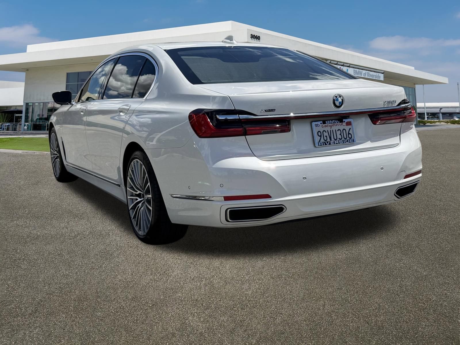 Certified 2022 BMW 750i xDrive image 8