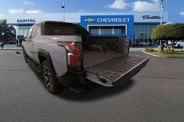 New 2025 Chevrolet Silverado EV RST image 21