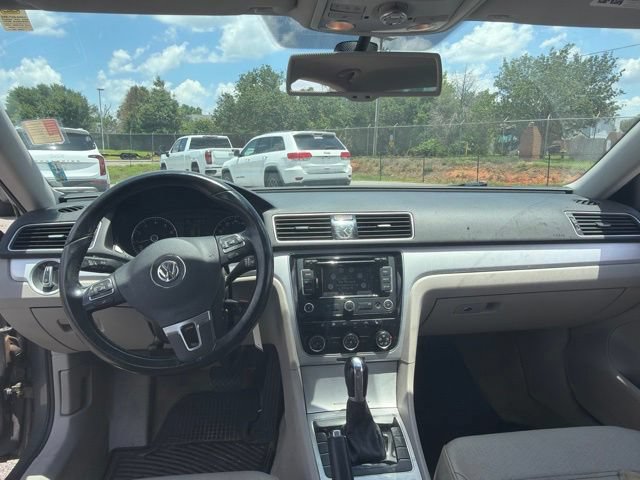 Used 2013 Volkswagen Passat 2.5 SE FWD image 11