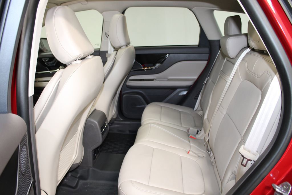 Used 2024 Lincoln Corsair Reserve w/ Equipment Group 201A image 16