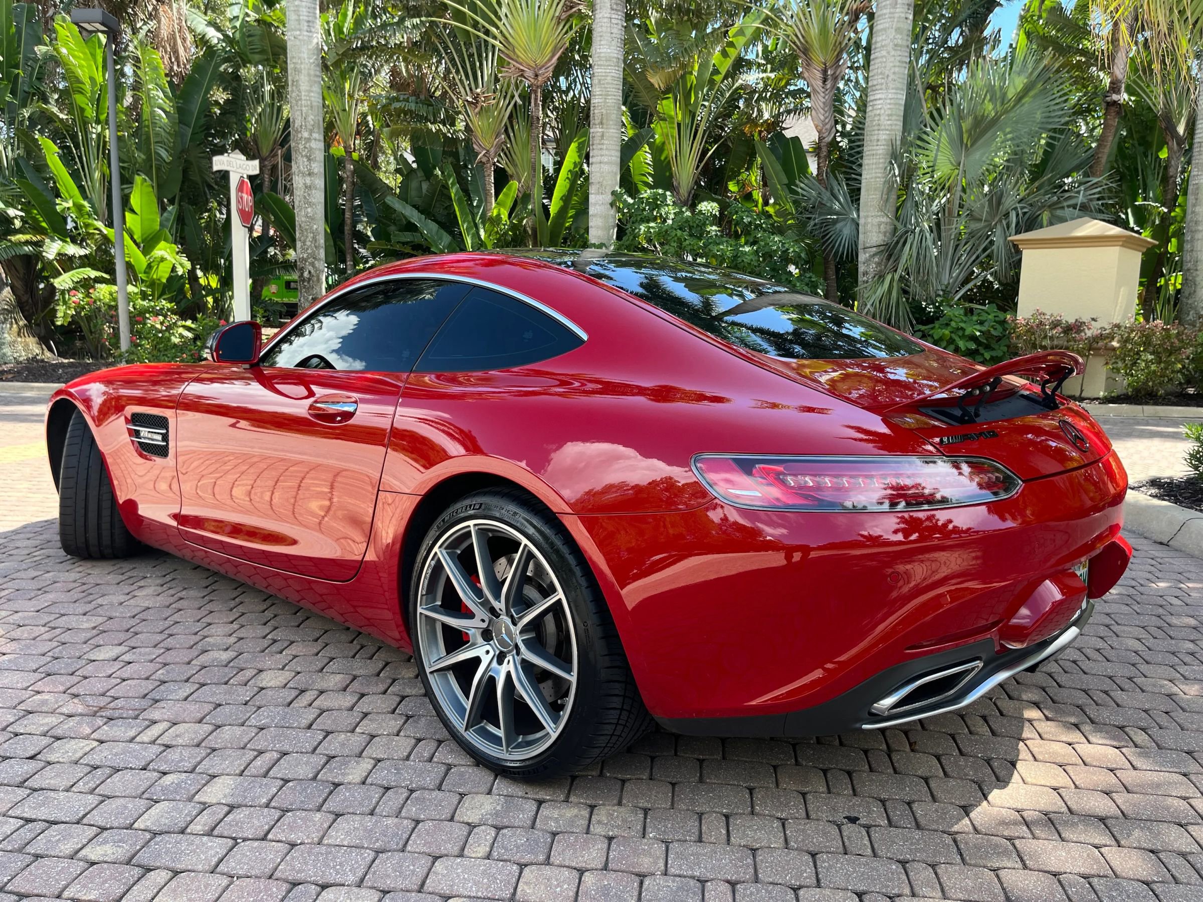 Used 2016 Mercedes-Benz AMG GT S image 2