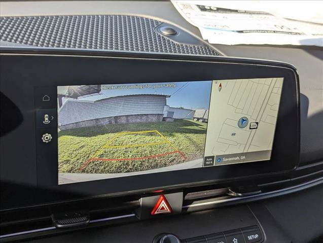 Used 2025 Hyundai Elantra SEL FWD image 12