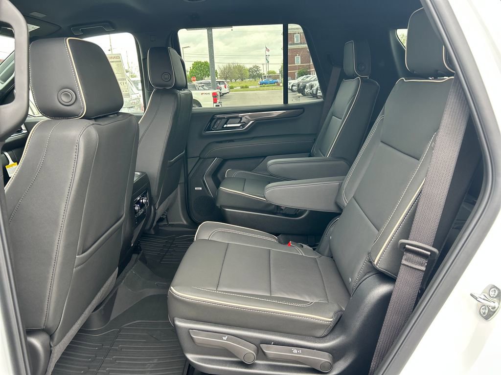 New 2026 GMC Yukon Elevation w/ LPO, Floor Liner Package AWD/4WD image 34