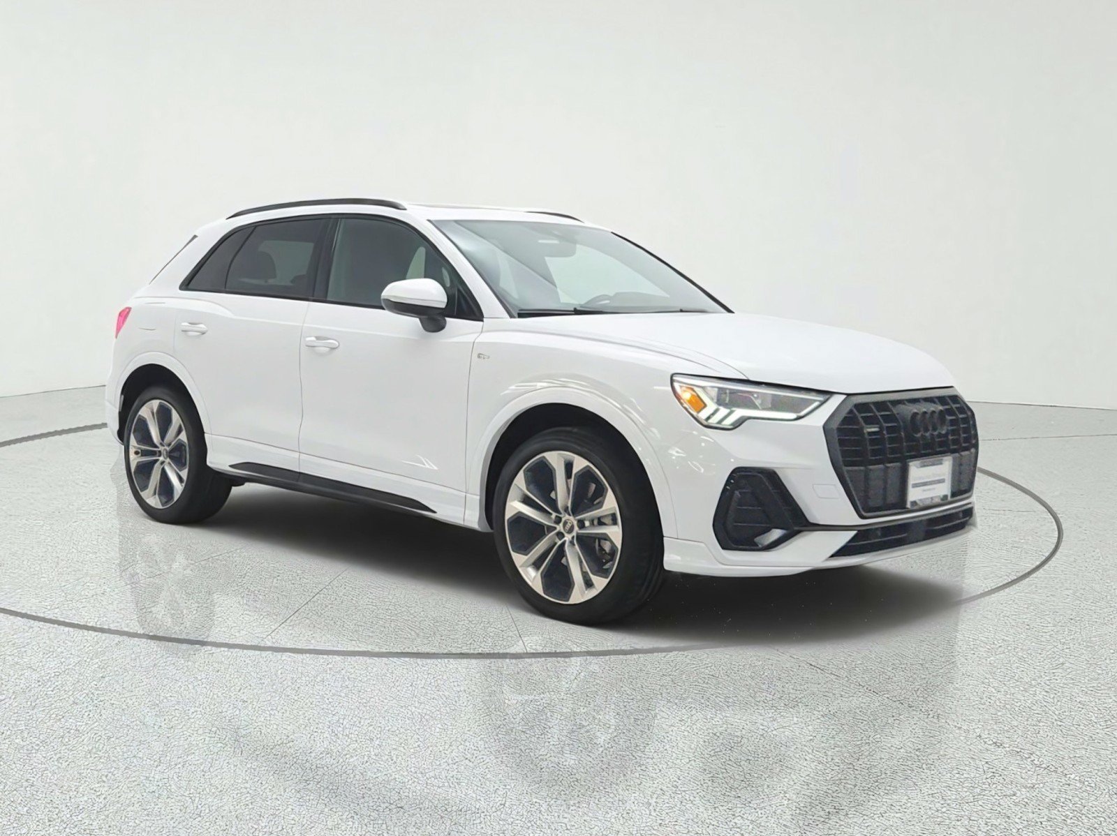 Used 2022 Audi Q3 2.0T Premium Plus AWD/4WD image 3