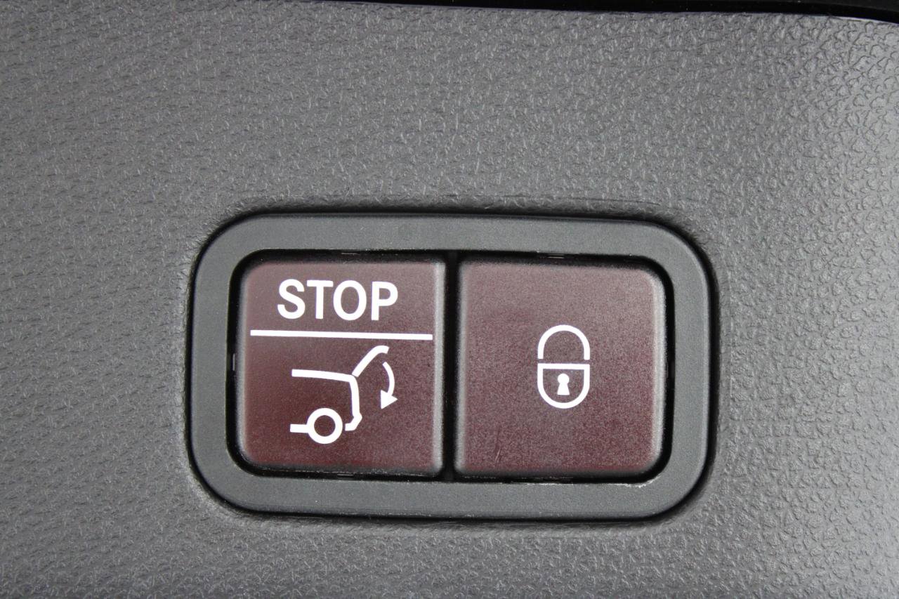 Used 2017 Mercedes-Benz GLE 400 4MATIC image 77