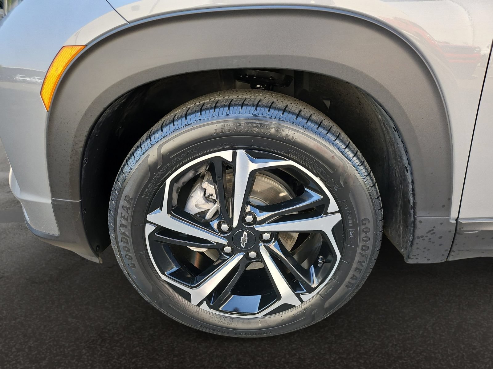 Used 2023 Chevrolet TrailBlazer RS FWD image 40