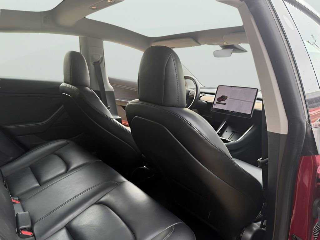 Used 2019 Tesla Model 3 Standard Range Plus RWD image 23