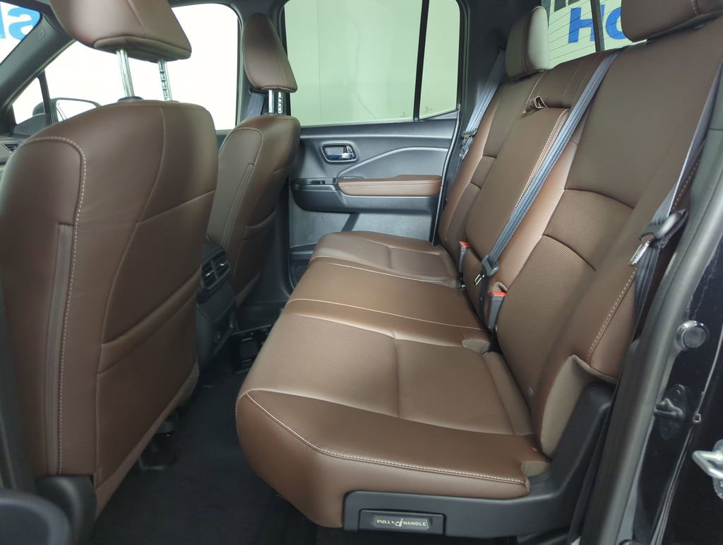 Certified 2025 Honda Ridgeline RTL image 21