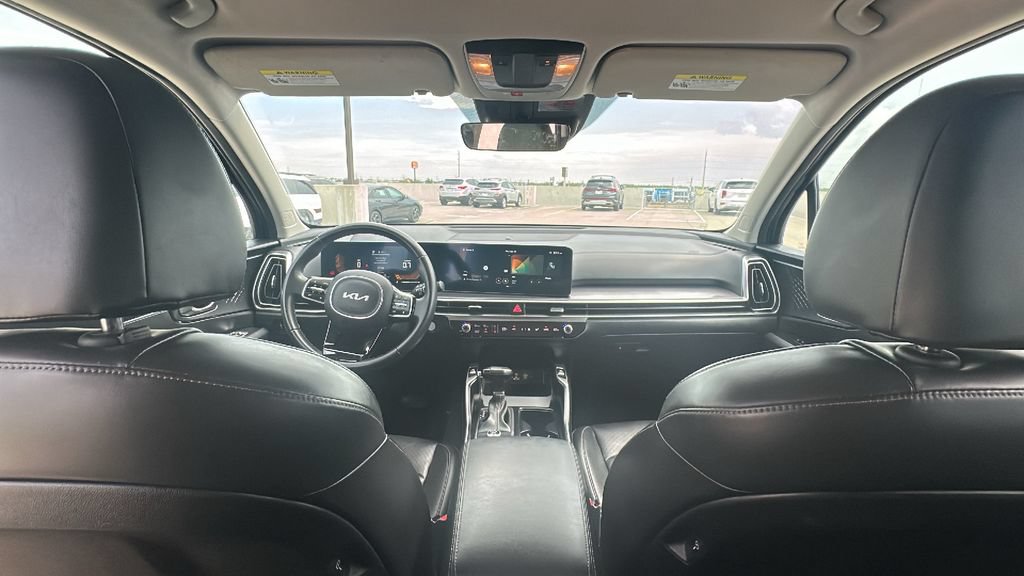 Used 2024 Kia Sorento S FWD image 27