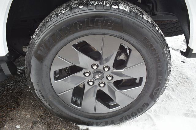 Used 2024 Ford F150 Lightning Lariat image 58