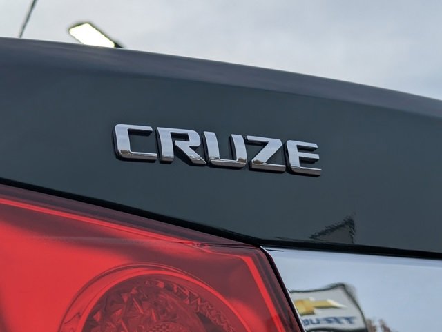 Used 2015 Chevrolet Cruze LT image 28