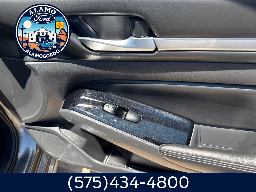 Used 2023 Nissan Altima 2.5 SV image 22