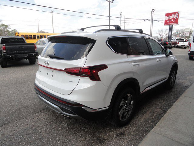 Used 2022 Hyundai Santa Fe SEL AWD/4WD image 4