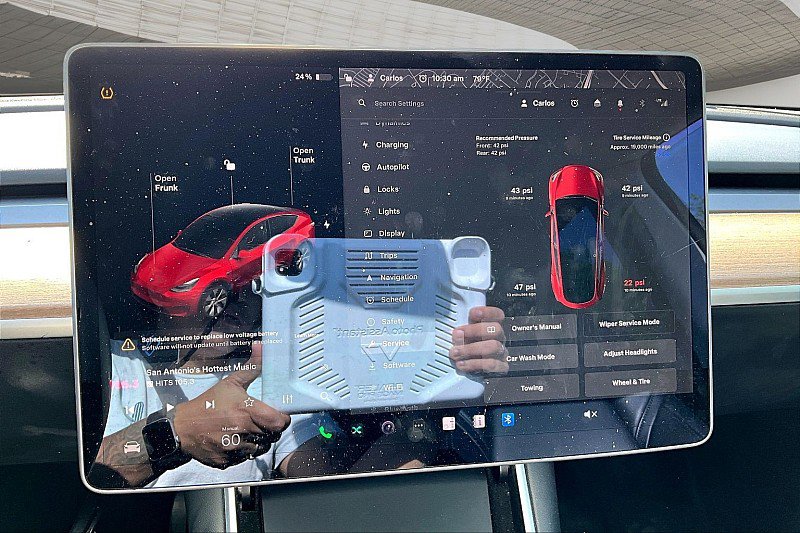 Used 2020 Tesla Model Y Long Range image 20