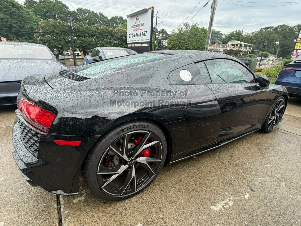 Used 2021 Audi R8 V10 RWD image 5