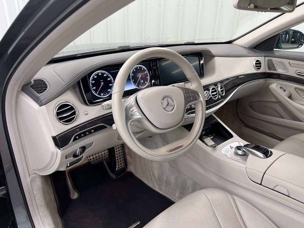 Used 2017 Mercedes-Benz S 550 Sedan image 14