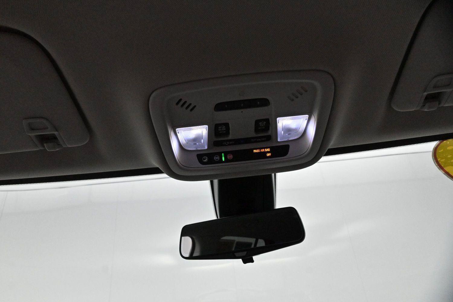 Used 2019 Chevrolet Traverse High Country w/ LPO, Floor Liner Package AWD/4WD image 31