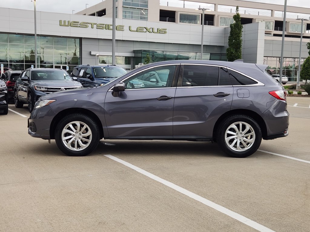 Used 2018 Acura RDX w/ Technology Package FWD image 4