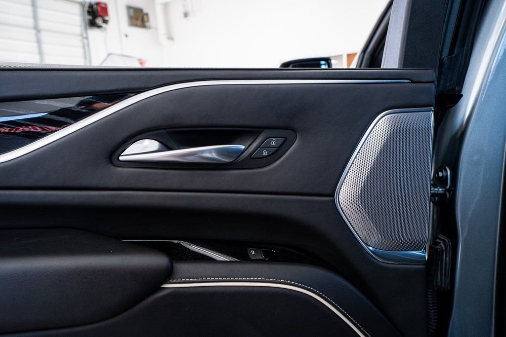Used 2023 Cadillac Escalade ESV V image 54