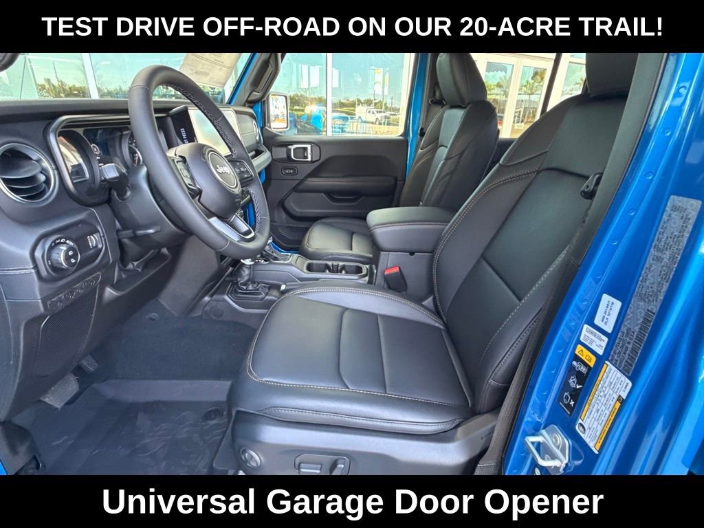 New 2026 Jeep Gladiator Sahara image 9