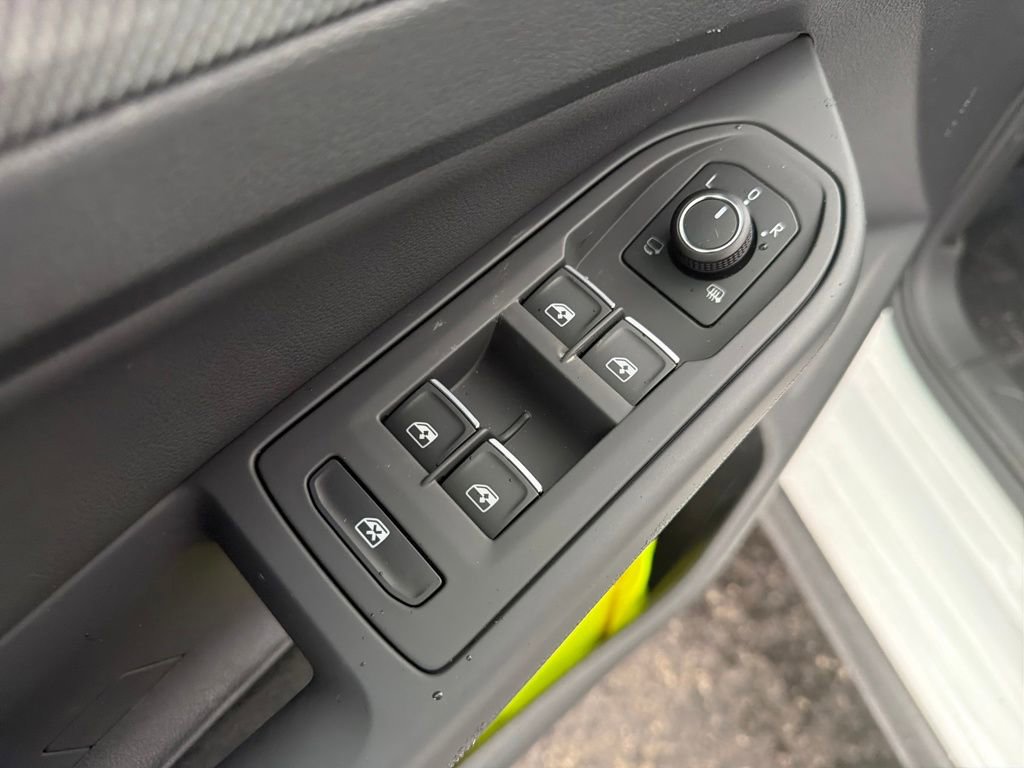 New 2026 Volkswagen GTI SE image 12