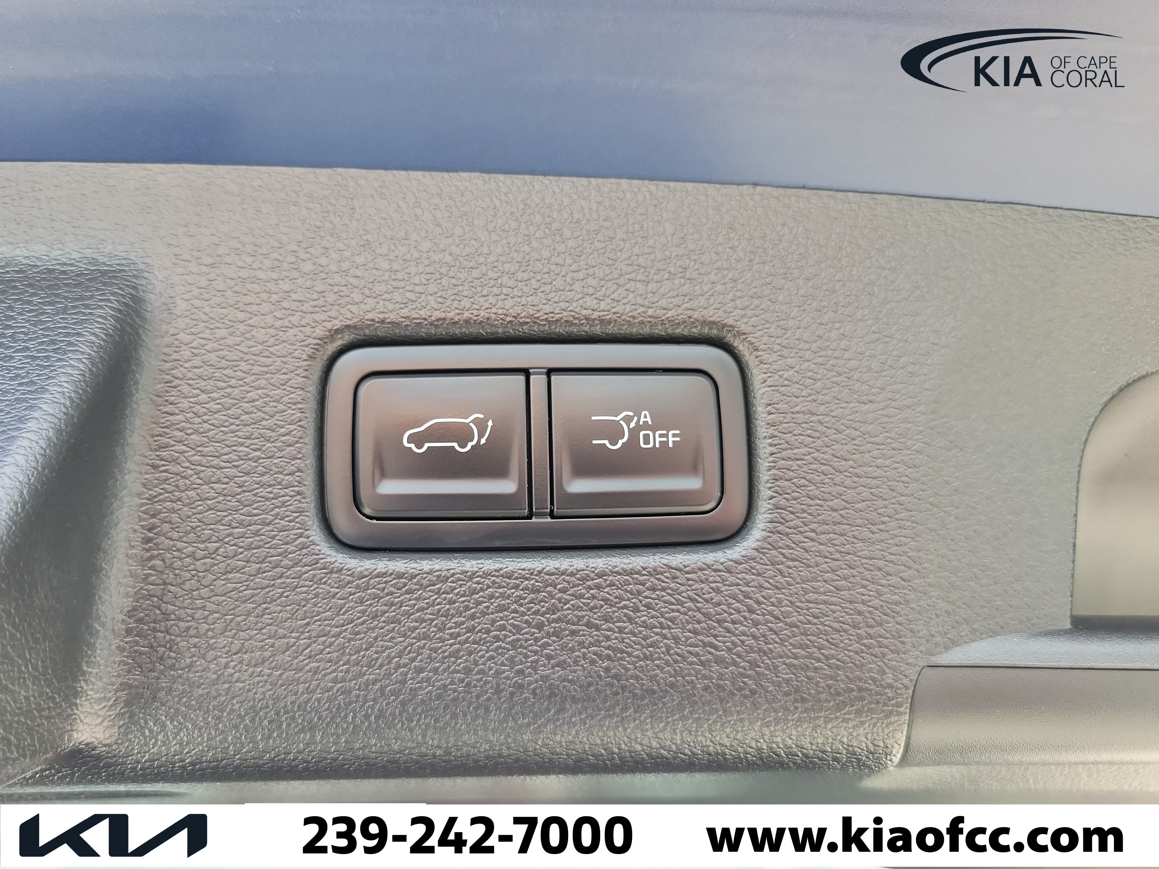 Certified 2023 Kia Telluride EX w/ EX Captain's Chair Package AWD/4WD image 10