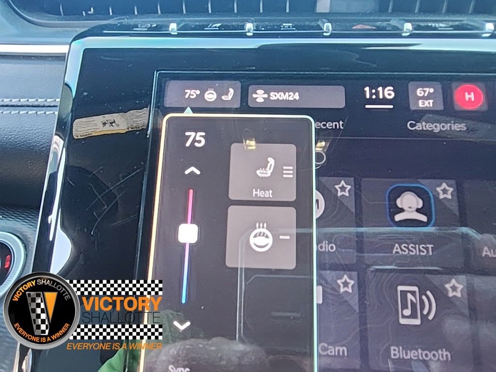 Used 2023 Jeep Grand Cherokee Altitude image 8