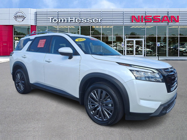 Certified 2025 Nissan Pathfinder SL w/ SL Premium Package