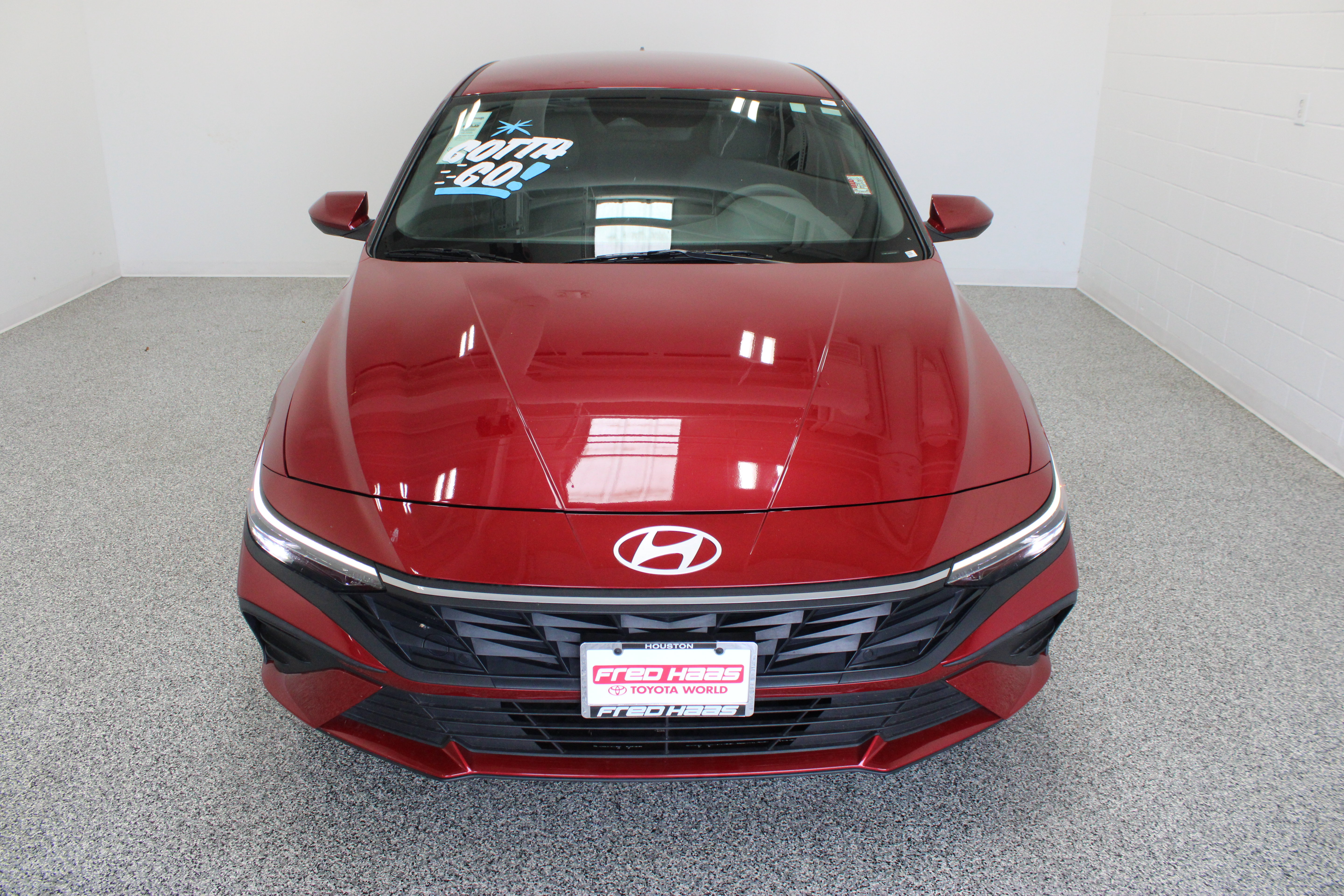 Used 2025 Hyundai Elantra SE FWD image 3