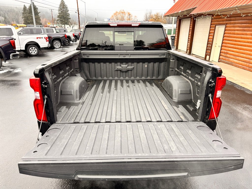 Used 2021 Chevrolet Silverado 1500 RST w/ Convenience Package II image 5