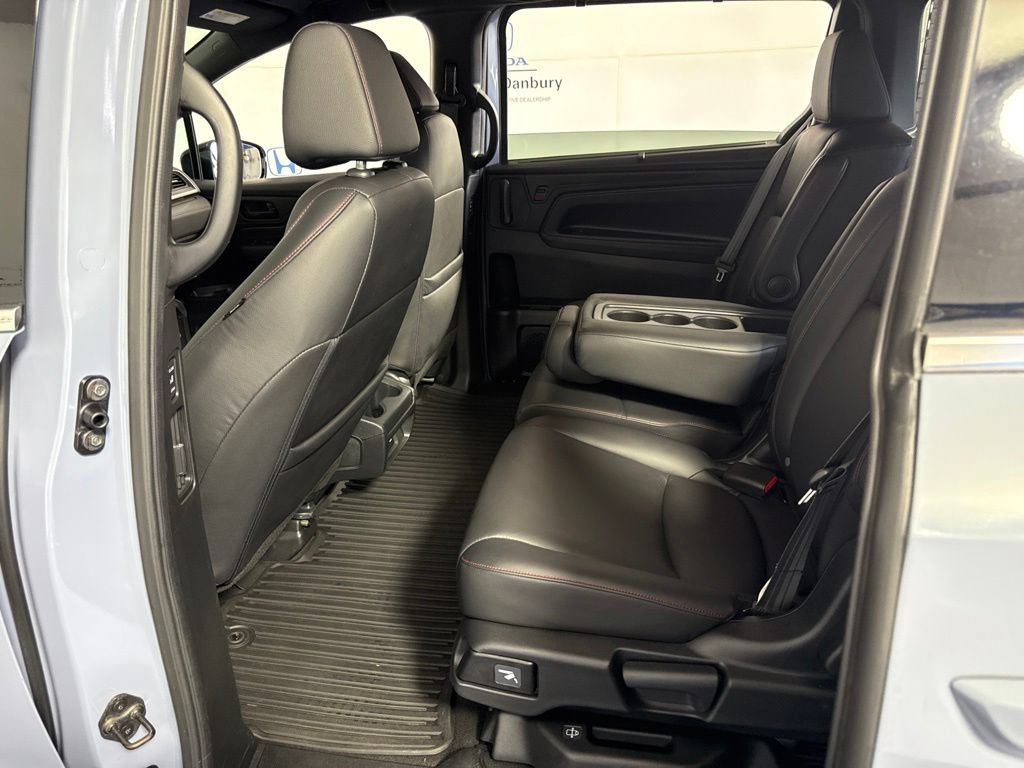 Used 2024 Honda Odyssey Sport image 13