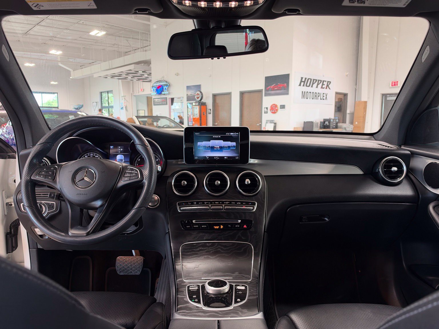 Used 2019 Mercedes-Benz GLC 300 image 15