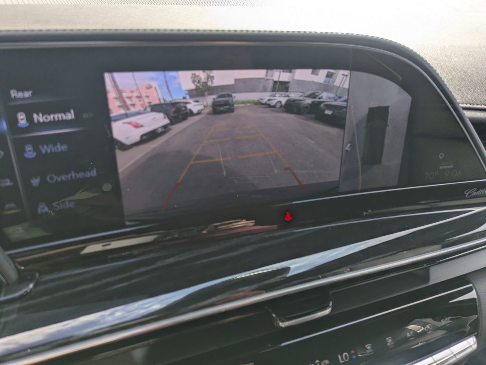 Used 2021 Cadillac Escalade ESV Sport w/ Driver Assist Tech Package AWD/4WD image 23
