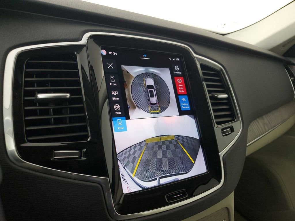 Certified 2024 Volvo XC90 B5 Plus w/ Protection Package Premier image 32