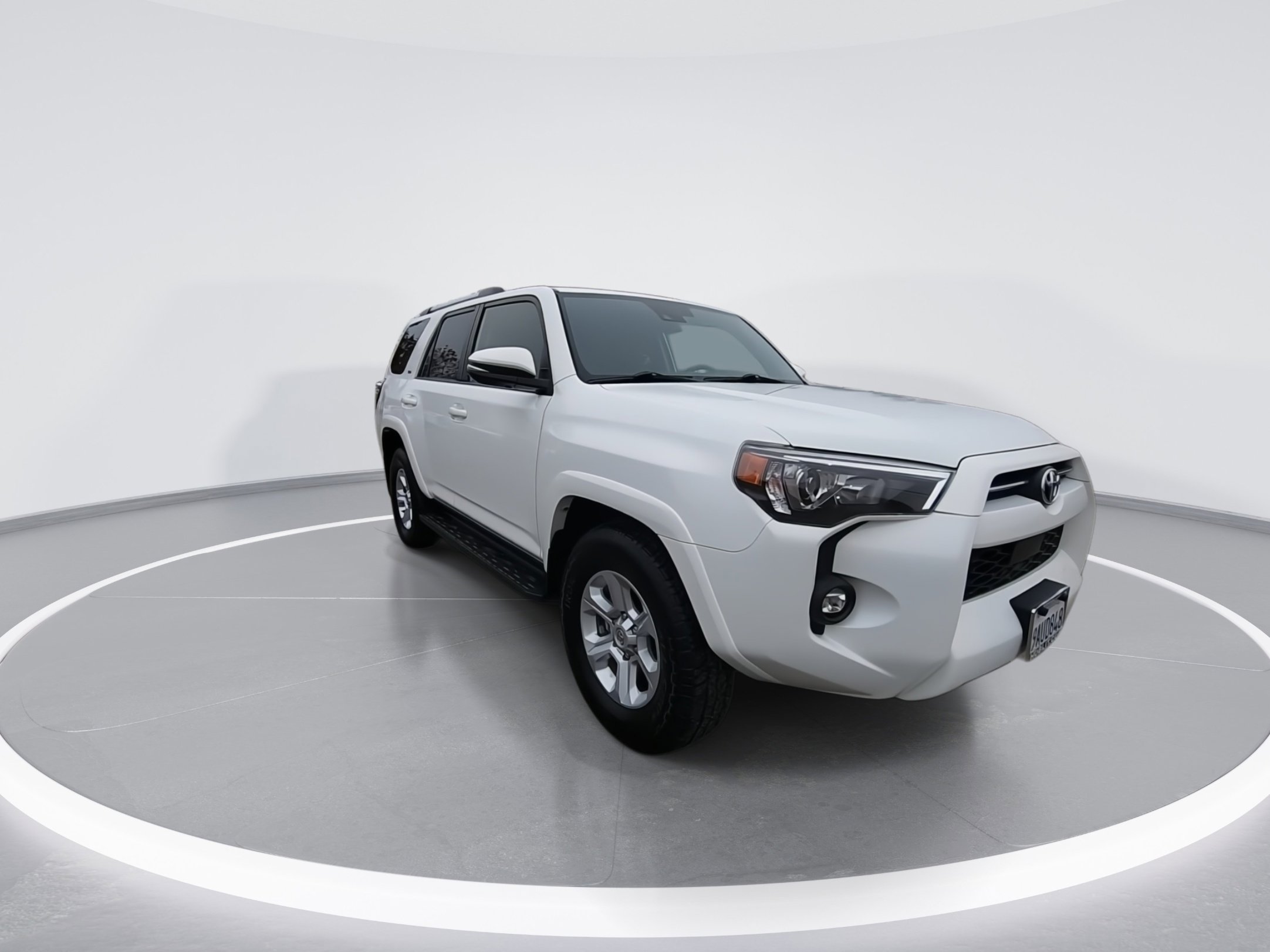 Used 2022 Toyota 4Runner SR5 Premium image 3