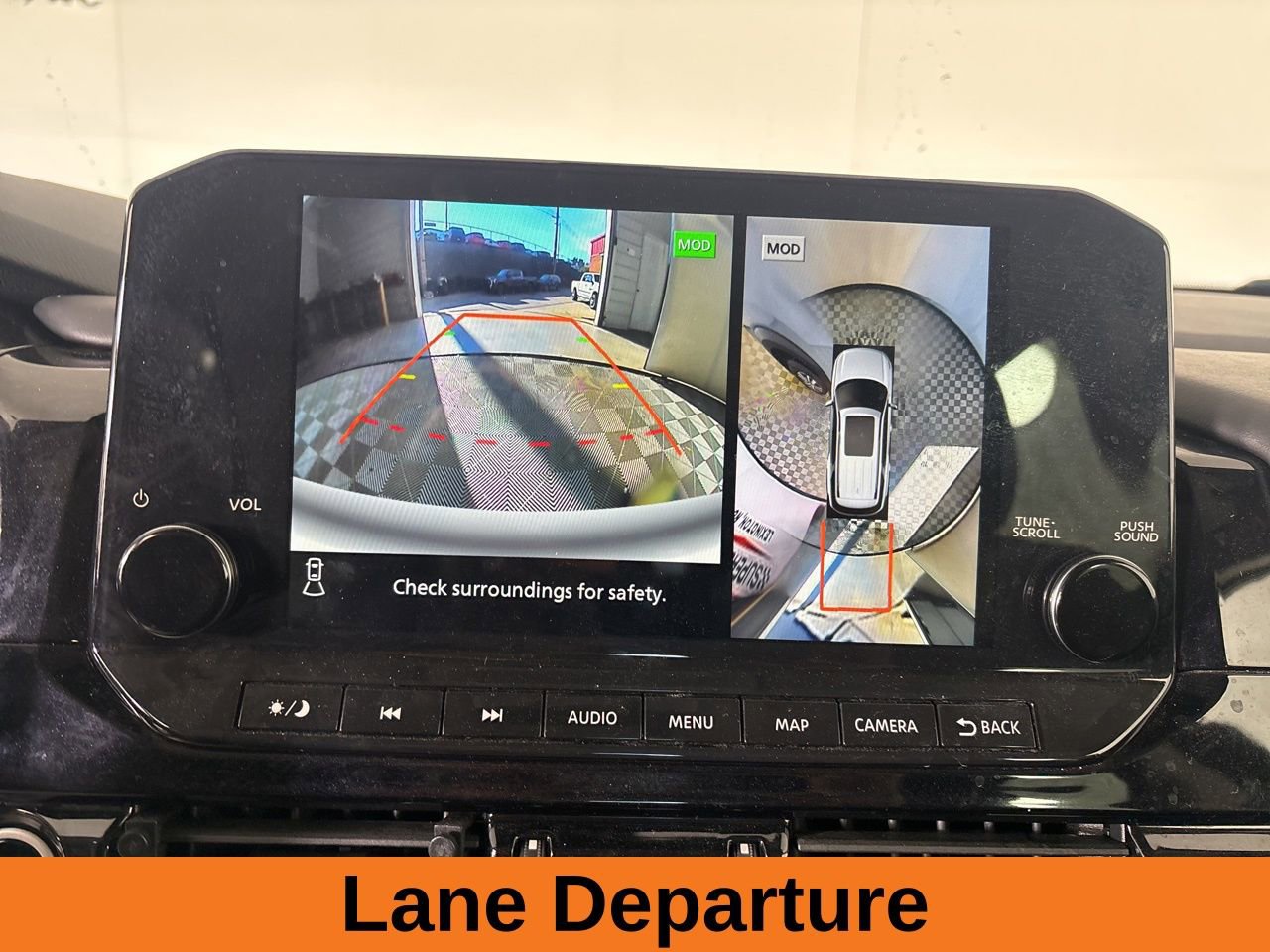 Used 2024 Nissan Pathfinder SL image 15