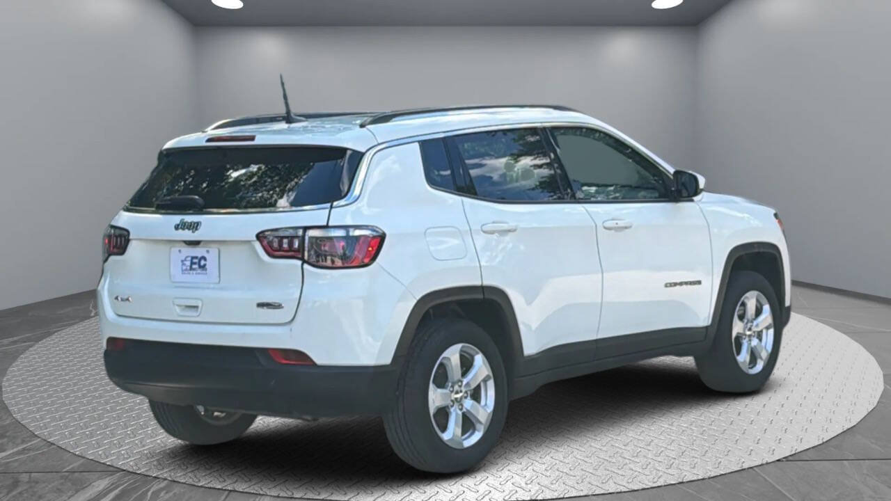 Used 2021 Jeep Compass Latitude w/ Sun and Sound Group AWD/4WD image 6