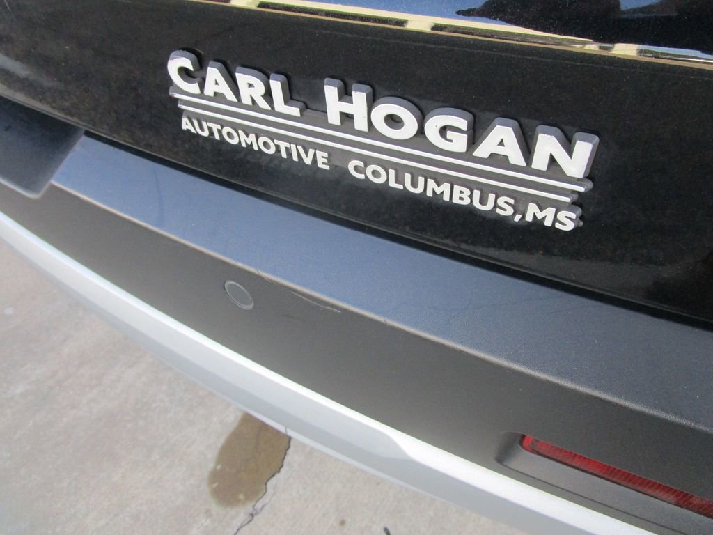 Used 2021 GMC Acadia SLE image 11