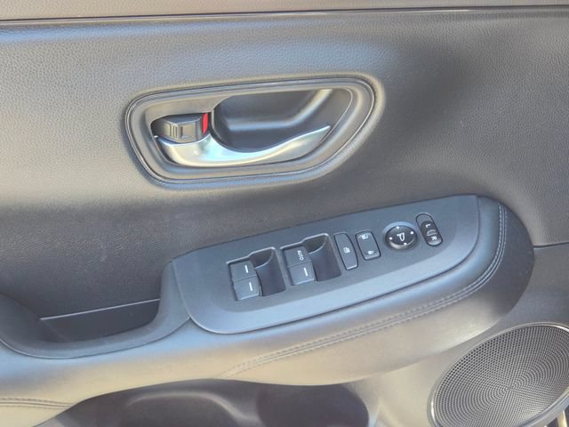 Used 2025 Honda HR-V LX image 24