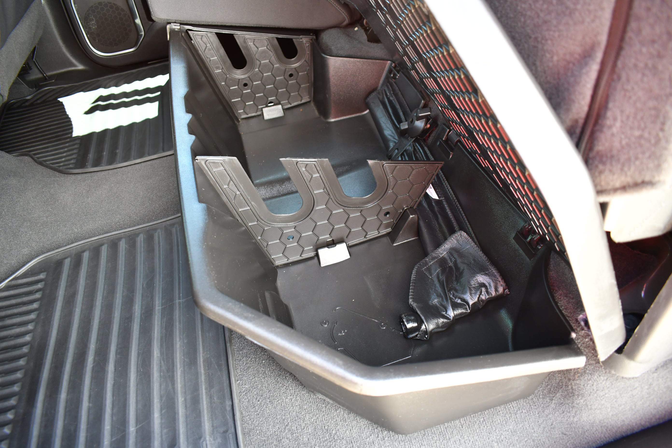 Used 2023 Chevrolet Silverado 1500 LT RWD image 25