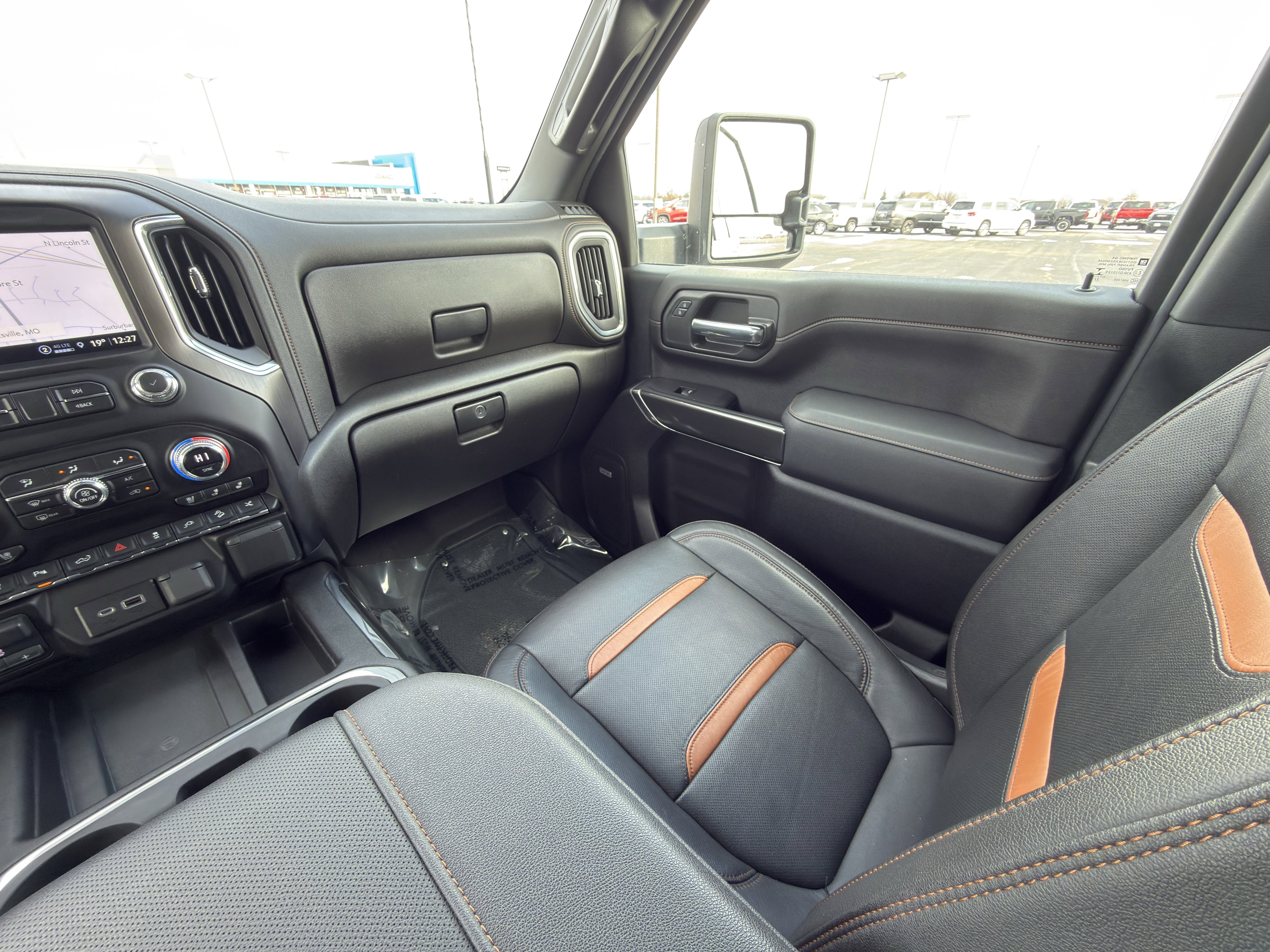 Used 2023 GMC Sierra 2500 AT4 w/ AT4 Premium Plus Package image 37