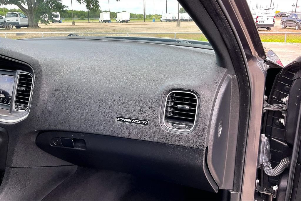 Certified 2022 Dodge Charger SXT w/ Leather Interior Group RWD image 22