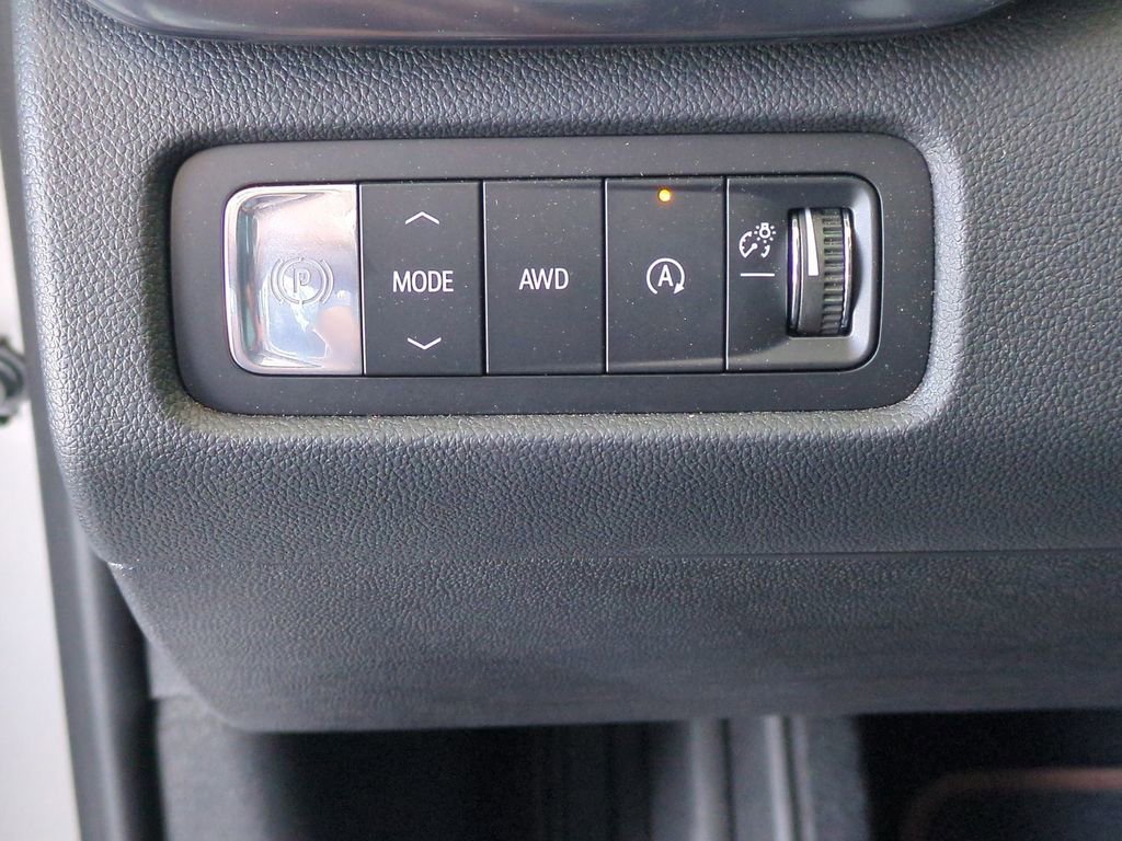 New 2026 GMC Acadia AT4 w/ Luxury Package AWD/4WD image 22
