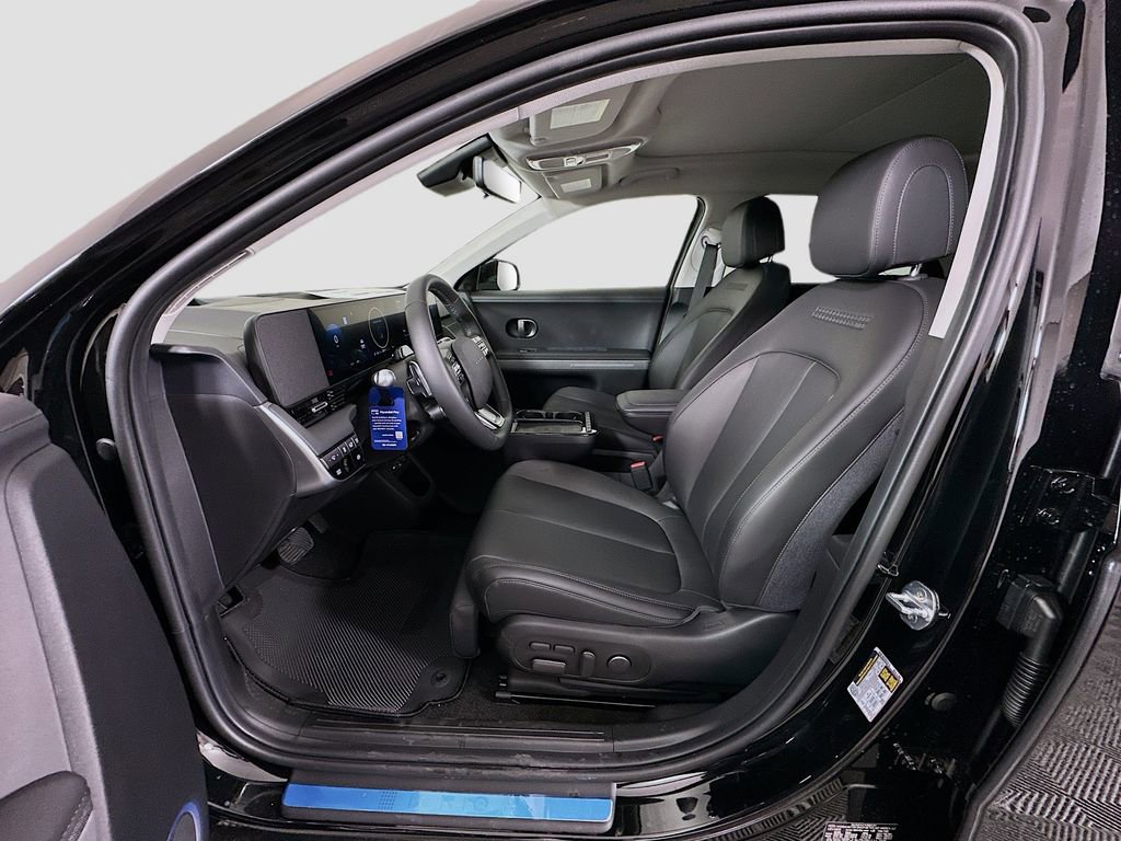 New 2026 Hyundai Ioniq 5 Limited image 16