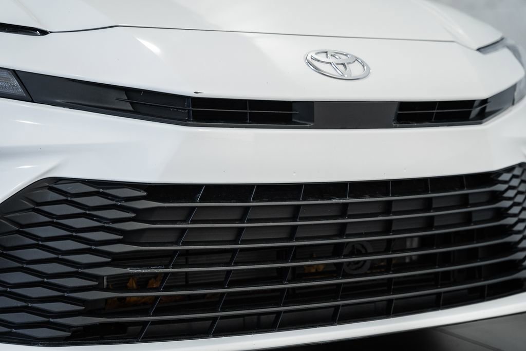 Used 2025 Toyota Camry LE FWD image 10