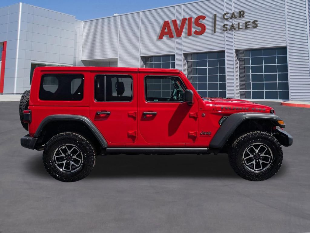 Used 2025 Jeep Wrangler Unlimited Rubicon AWD/4WD image 5