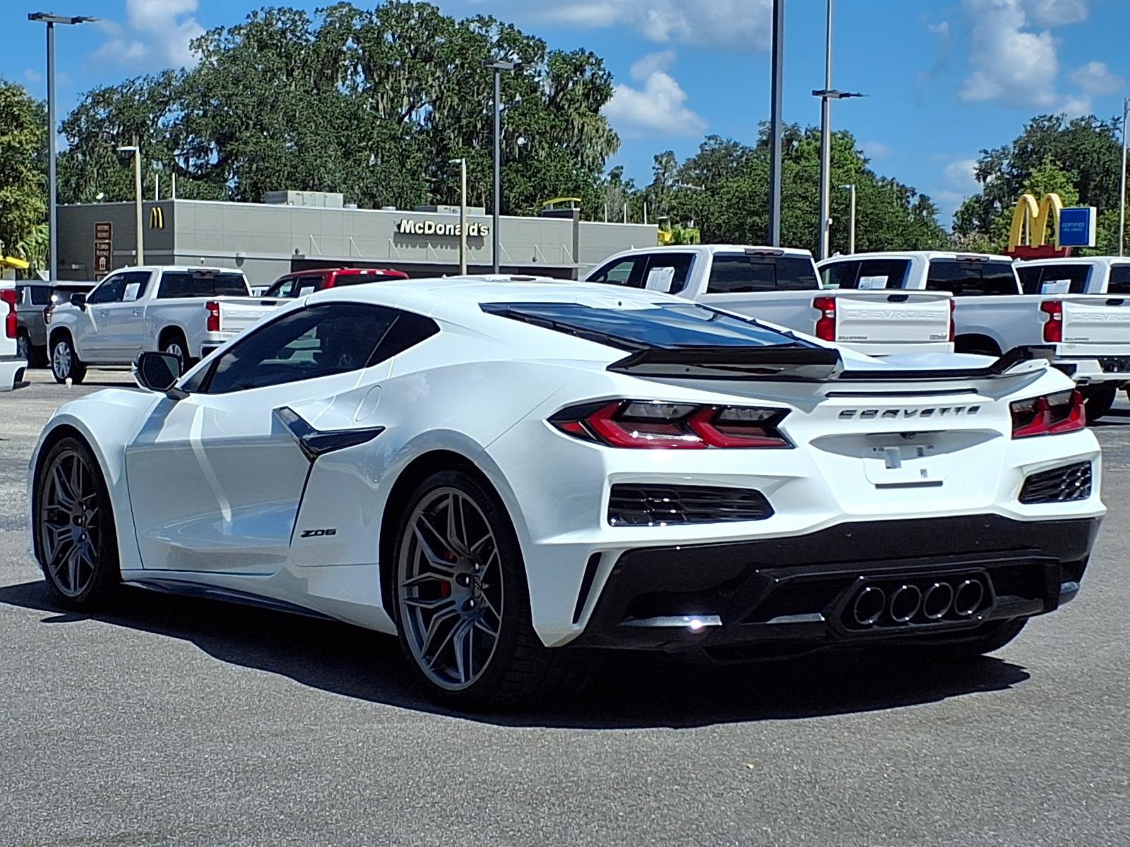 Used 2025 Chevrolet Corvette Z06 RWD image 25